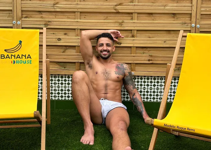 Hotel Banana Gay House - Only Men Sevilla